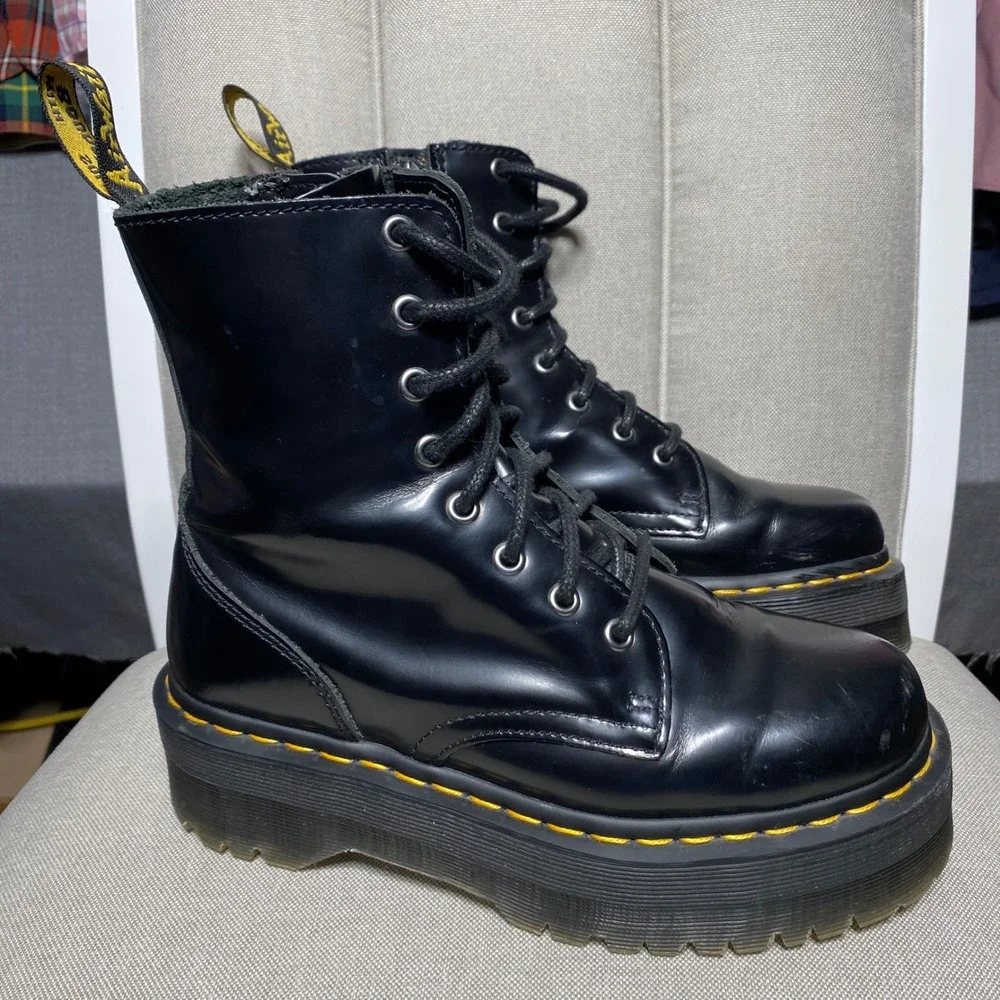 Dr.‎ Martens Jadon Platform Boots Mens 6 Black Leather 8 Eye Zip Up Quad Sole